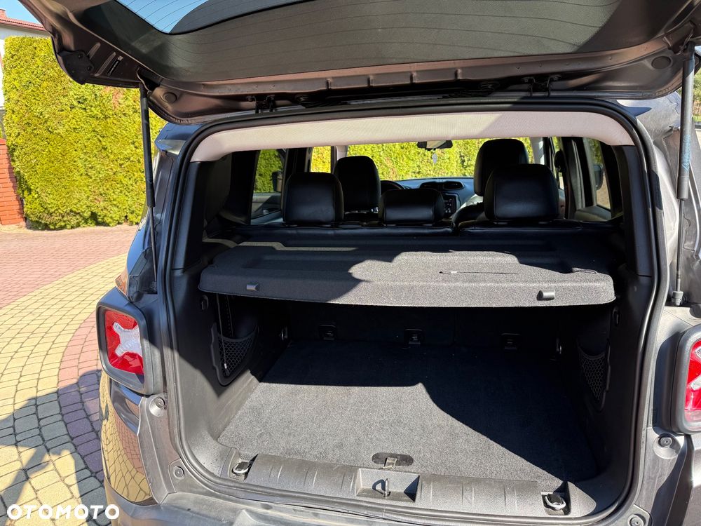 Jeep Renegade 1.3 GSE T4 Turbo Limited 4x4 S&S - 28