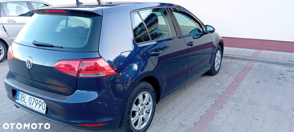 Volkswagen Golf 1.6 TDI BlueMotion Technology DSG Trendline - 8