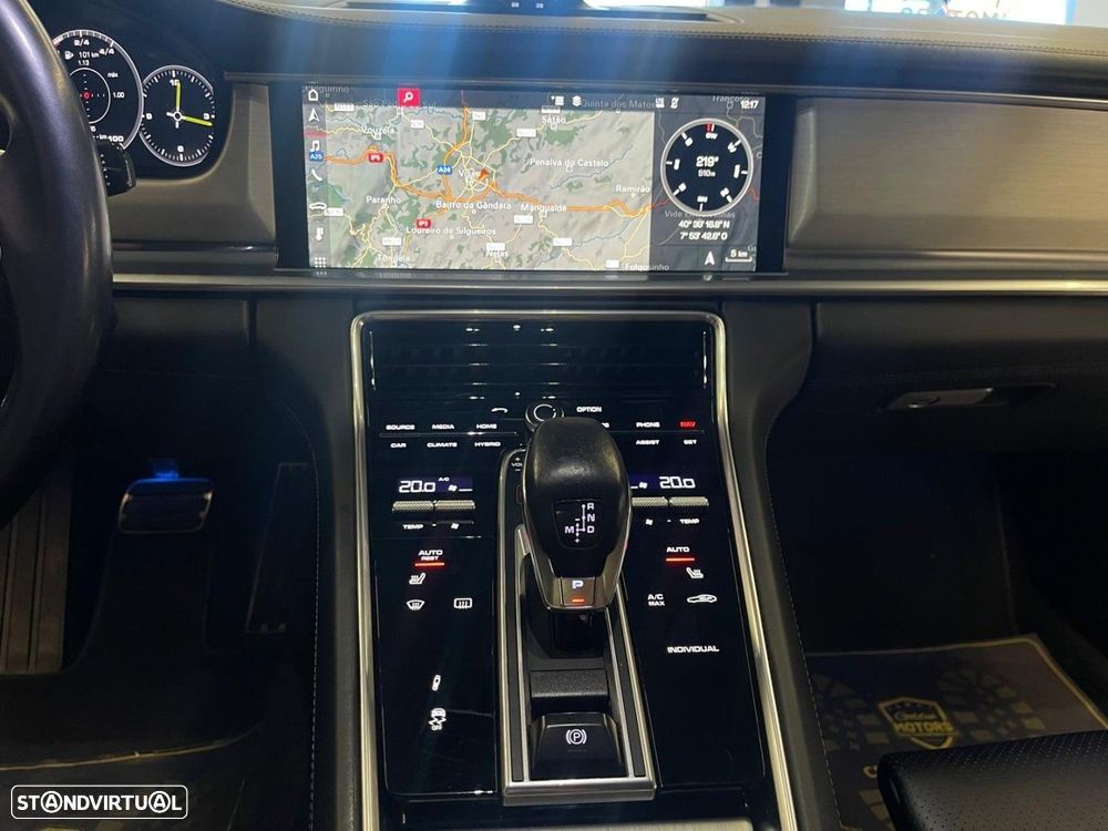 Porsche Panamera 4 E-Hybrid - 15