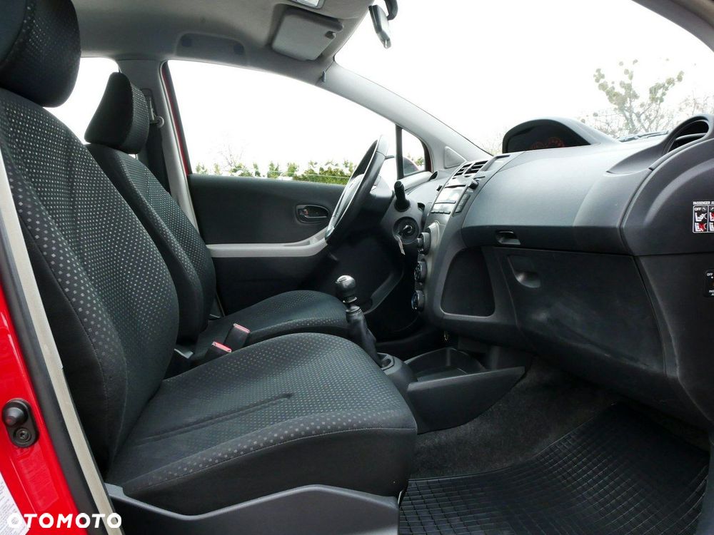 Toyota Yaris 1.33 Active - 22