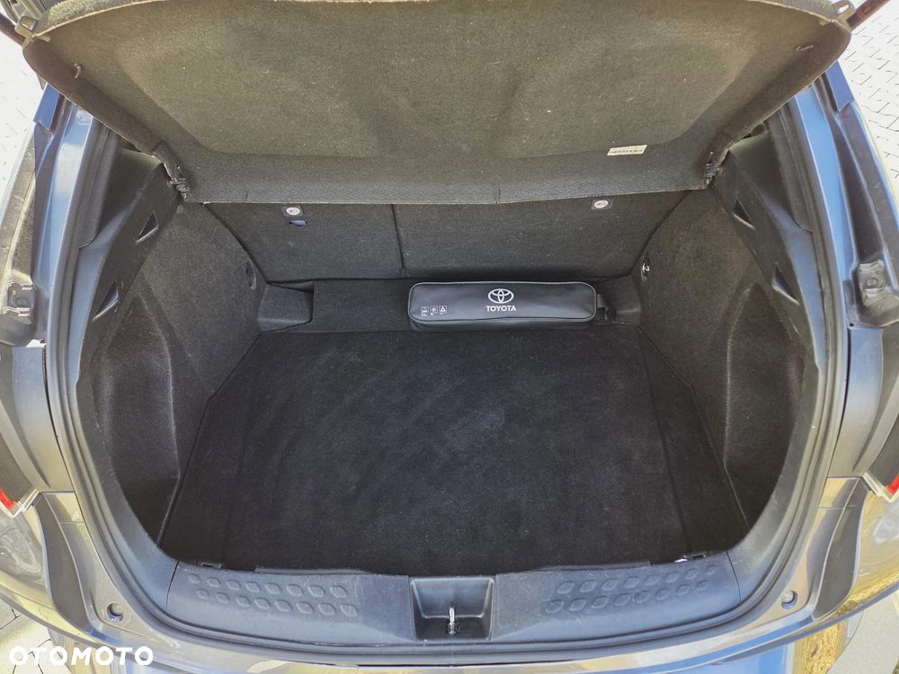 Toyota C-HR 1.8 Hybrid Premium - 32