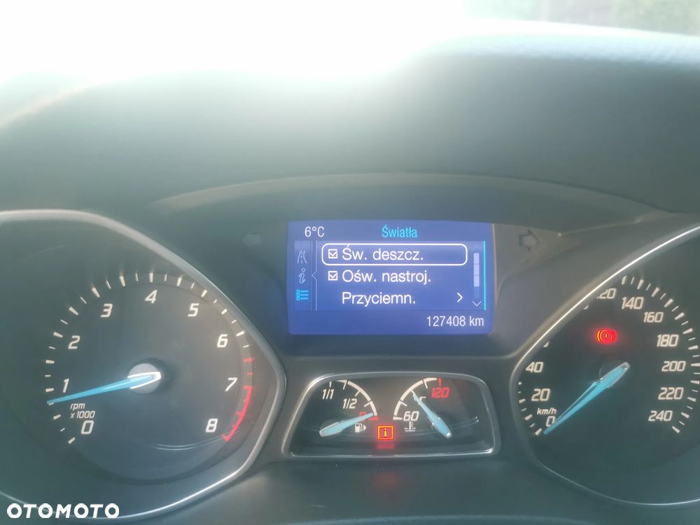 Ford Focus 1.6 EcoBoost Titanium - 19