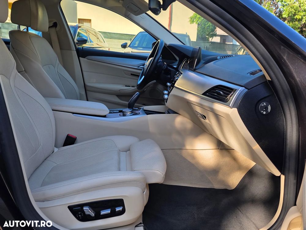 BMW Seria 5 530d xDrive Aut. Luxury Line - 12