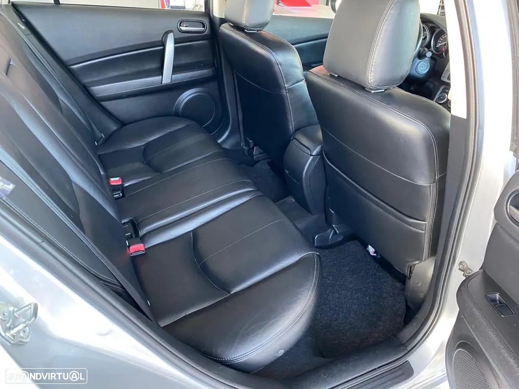 Mazda 6 MZR-CD 2.0 Sport - 29