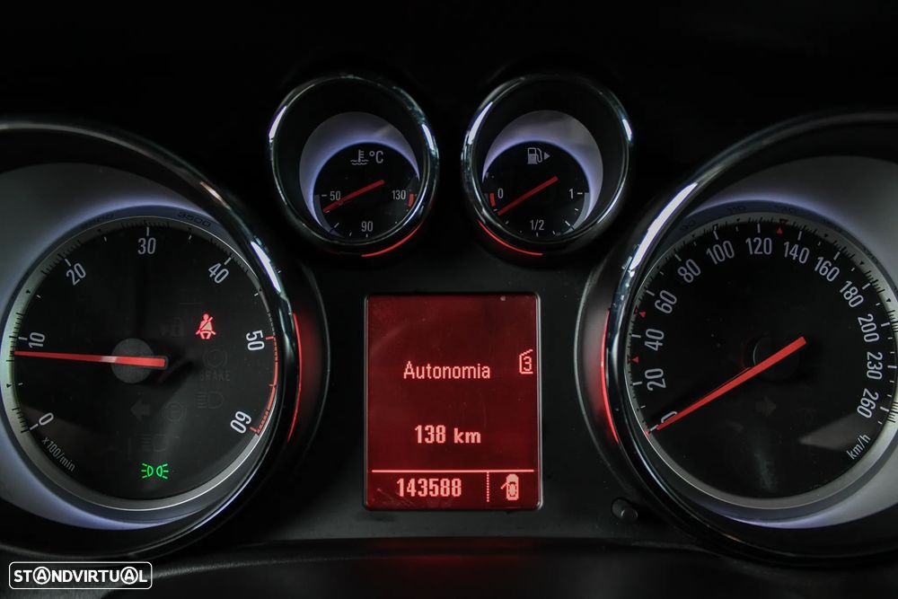 Opel Astra 1.7 CDTi Cosmo - 32