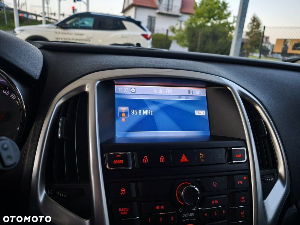 Opel Astra IV 1.6 T Cosmo - 29