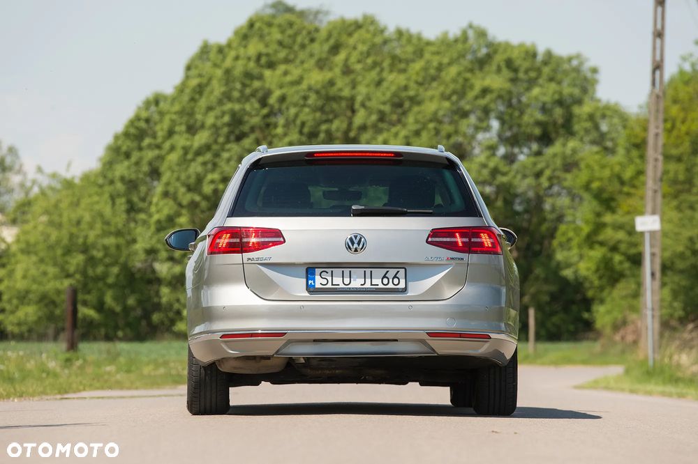 Volkswagen Passat 2.0 TDI BMT 4Mot Highline - 9