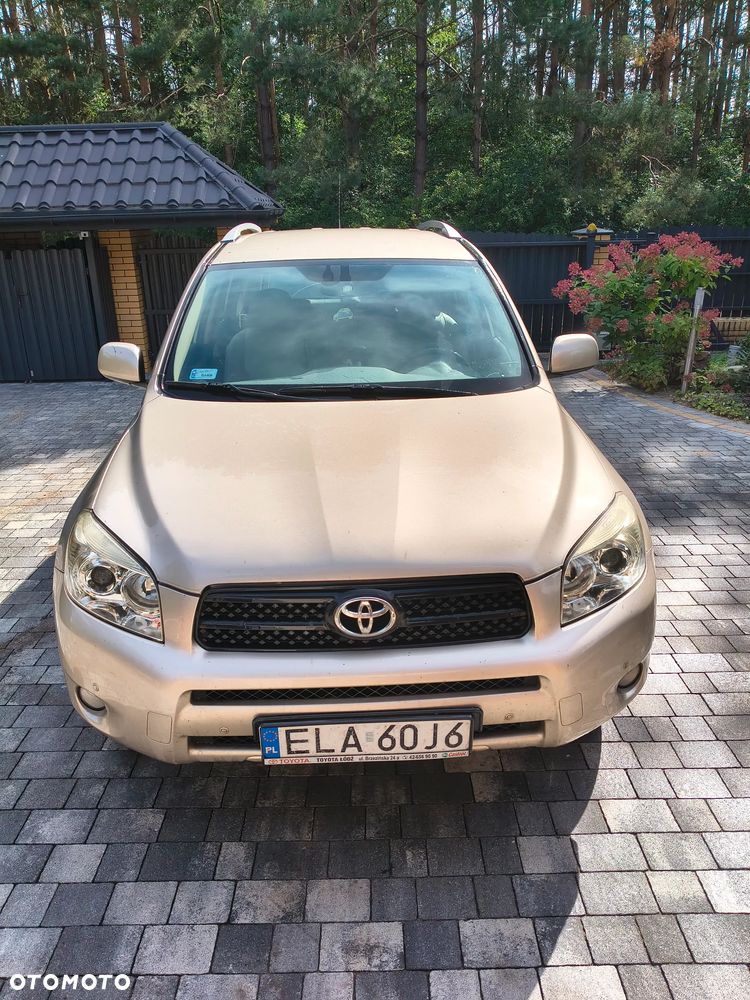 Toyota RAV4 2.0 VVT-i Prestige - 2