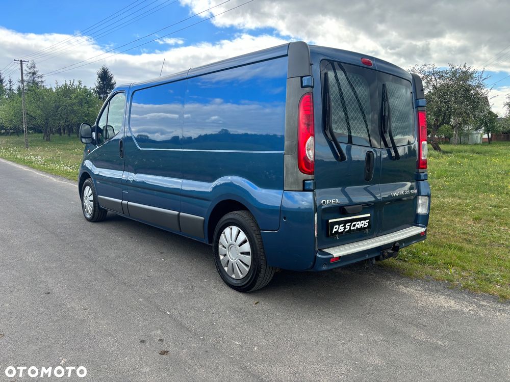 Opel Vivaro - 3