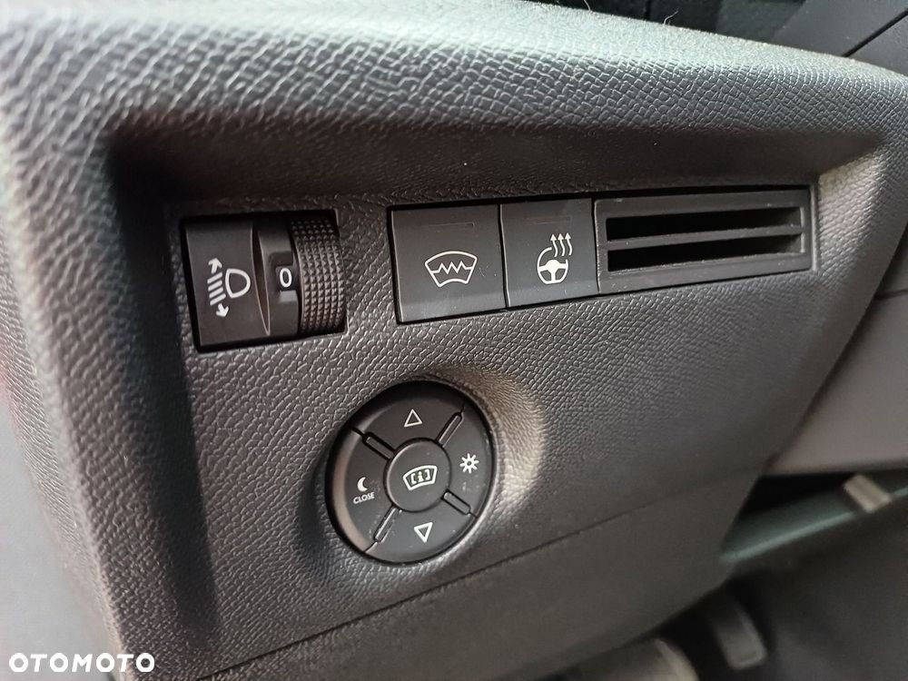 Citroën C4 1.2 PureTech Max S&S EAT8 - 27