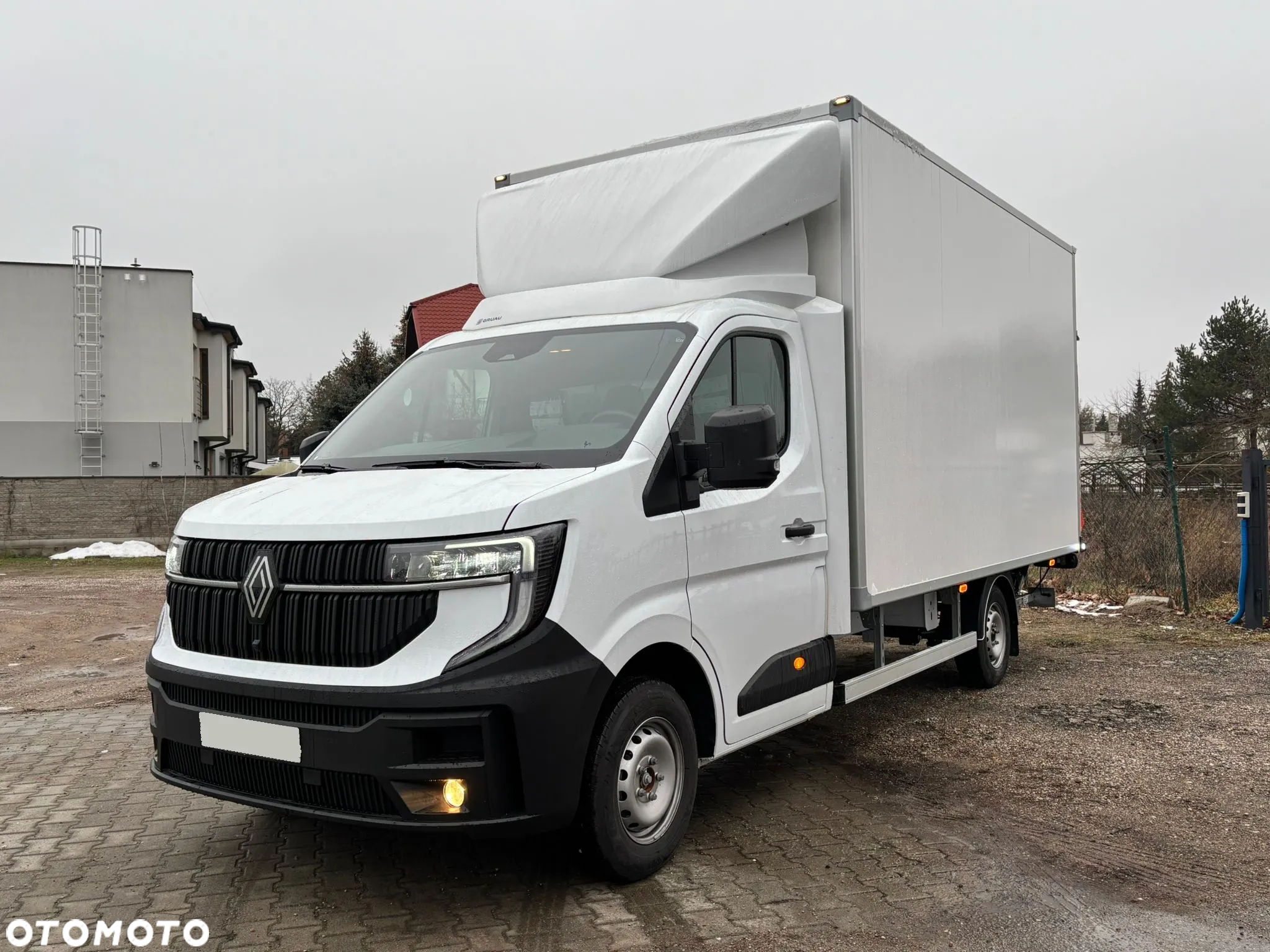 Renault Master 9EP kontener z windą - 7