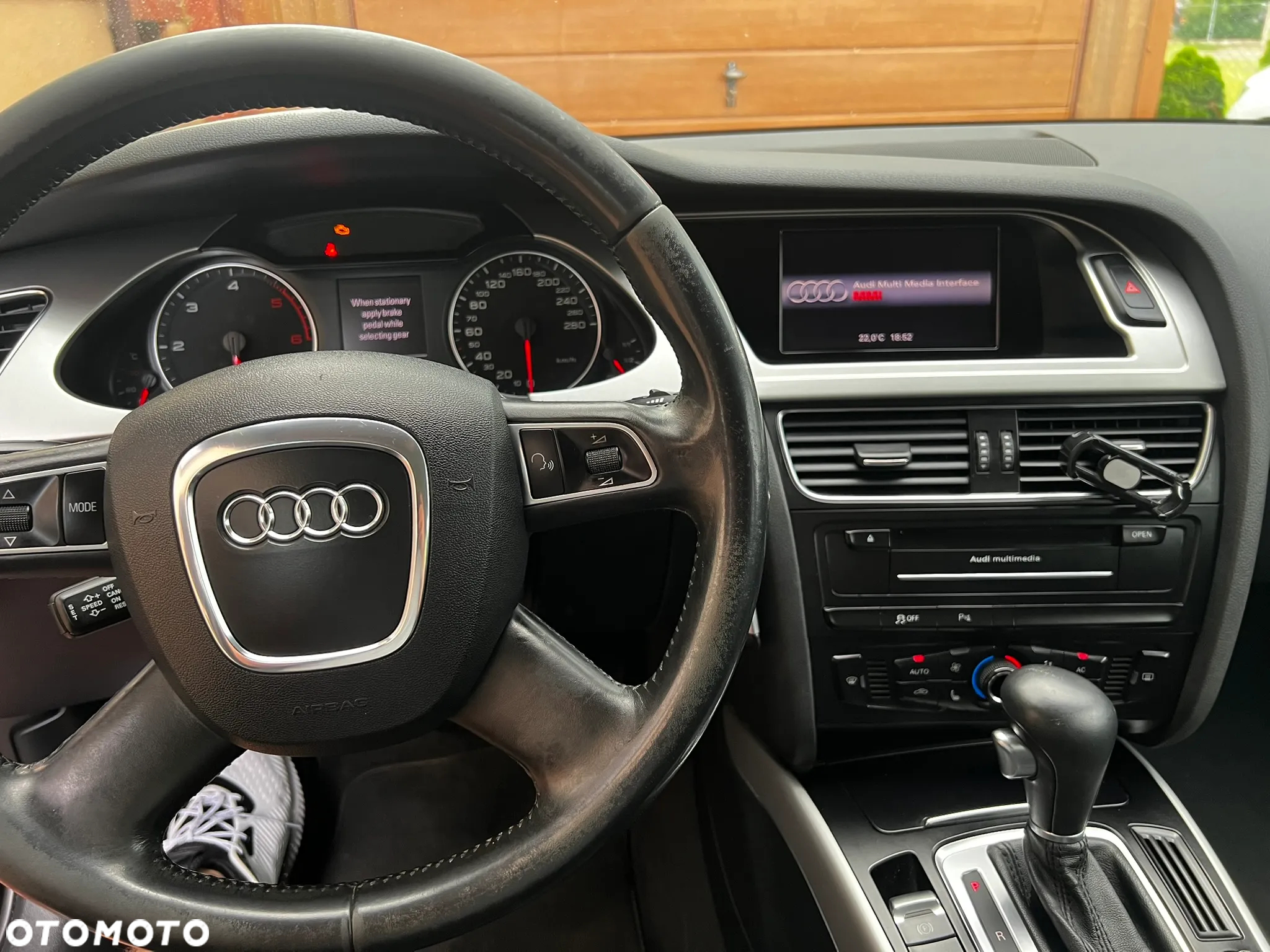 Audi A4 2.0 TDI DPF multitronic Attraction - 9
