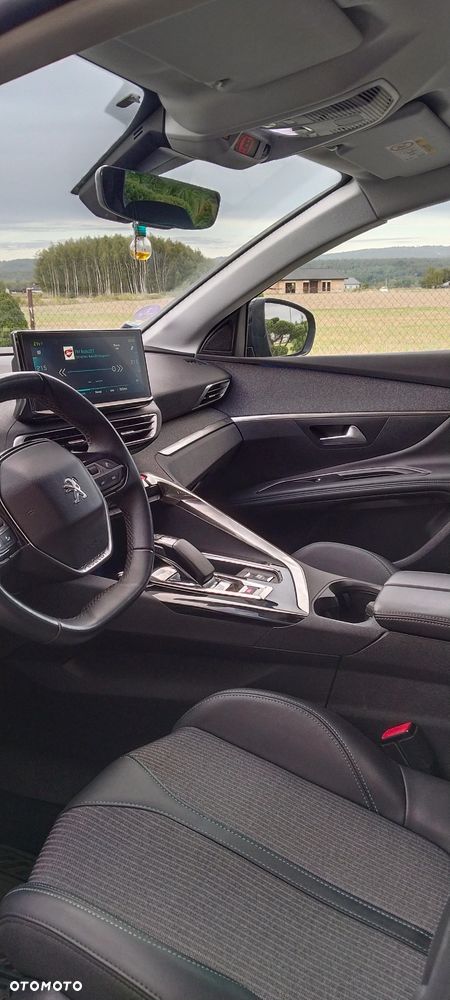 Peugeot 3008 1.6 PureTech HYbrid Allure S&S EAT8 - 10
