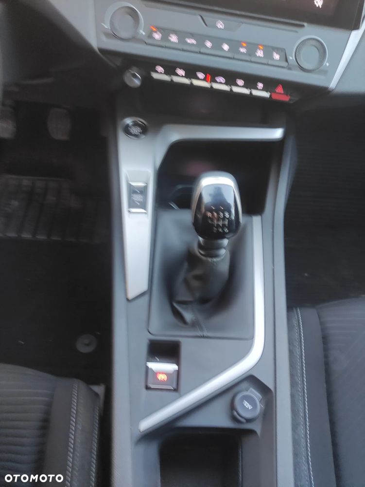 Peugeot 308 1.2 PureTech Allure Pack S&S - 13
