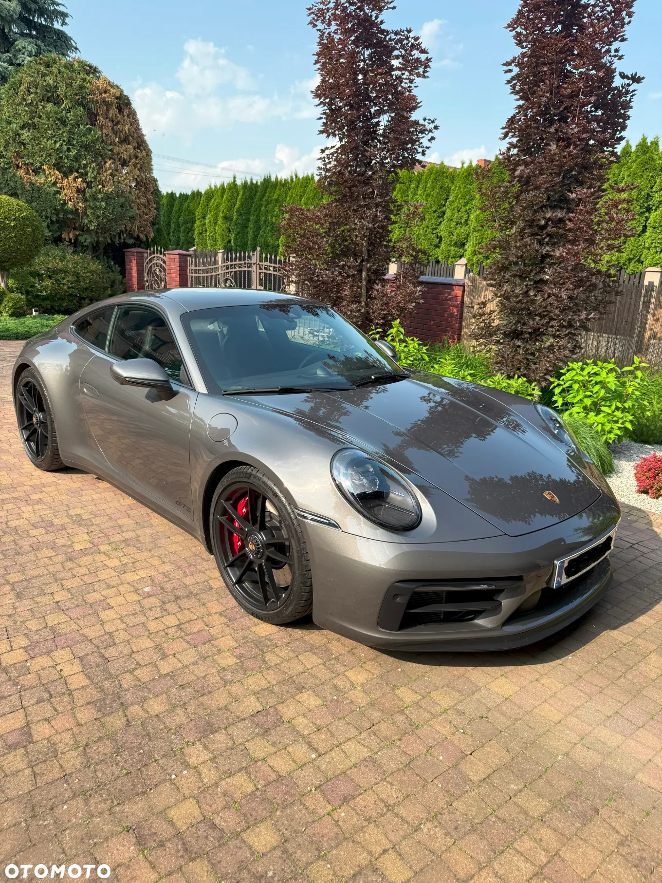 Porsche 911 Carrera 4 GTS - 6