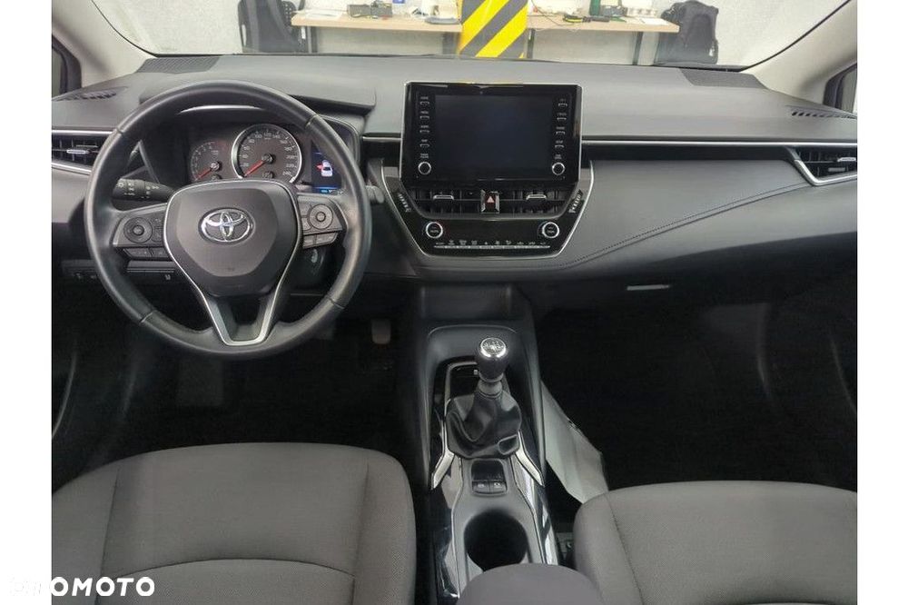 Toyota Corolla - 9