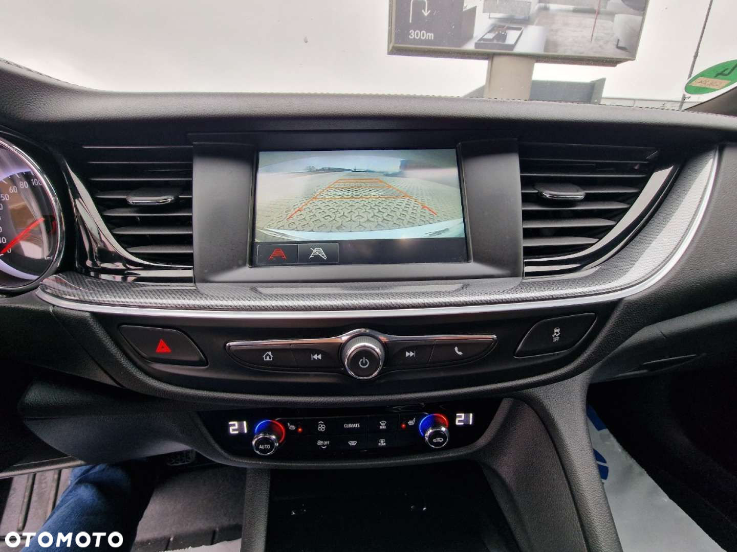 Opel Insignia - 18