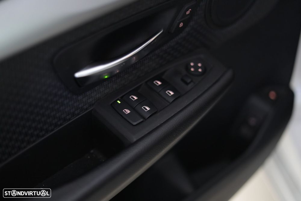 BMW 225xe Active Tourer Advantage - 19