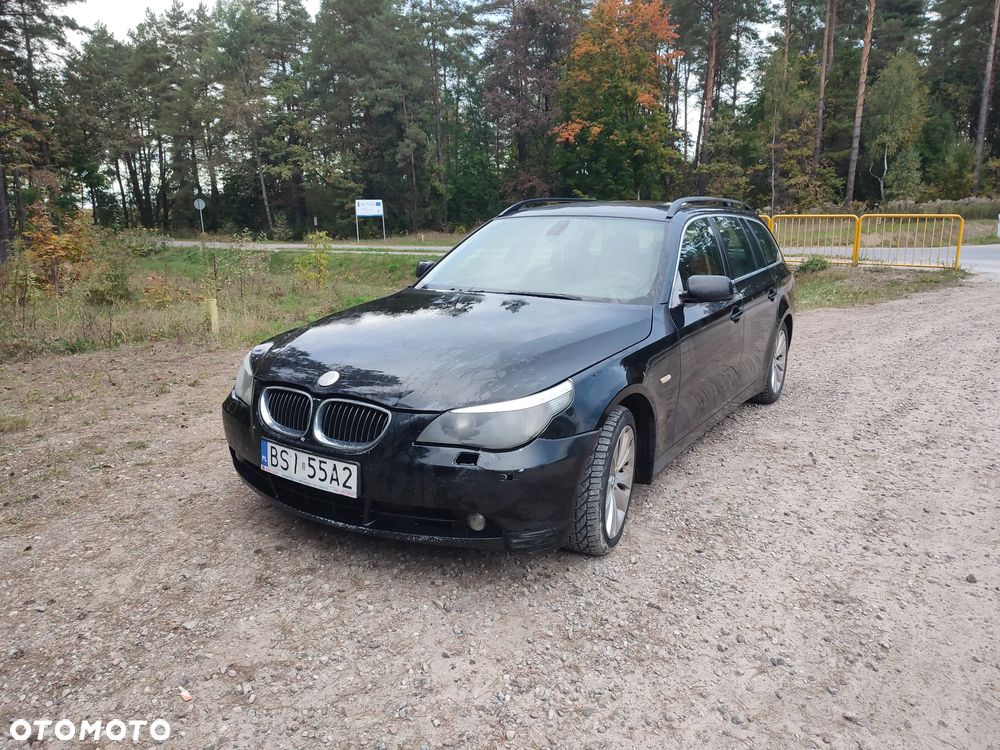 BMW Seria 5 525d - 5