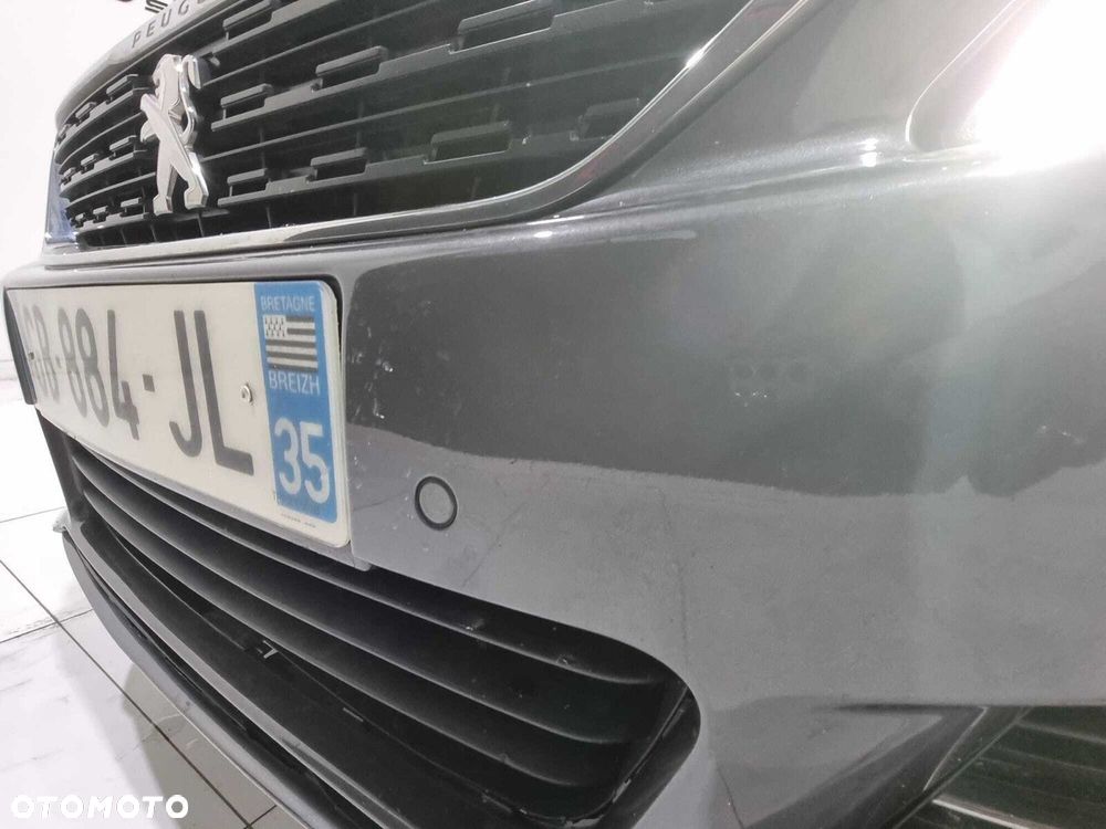 Peugeot 308 - 35