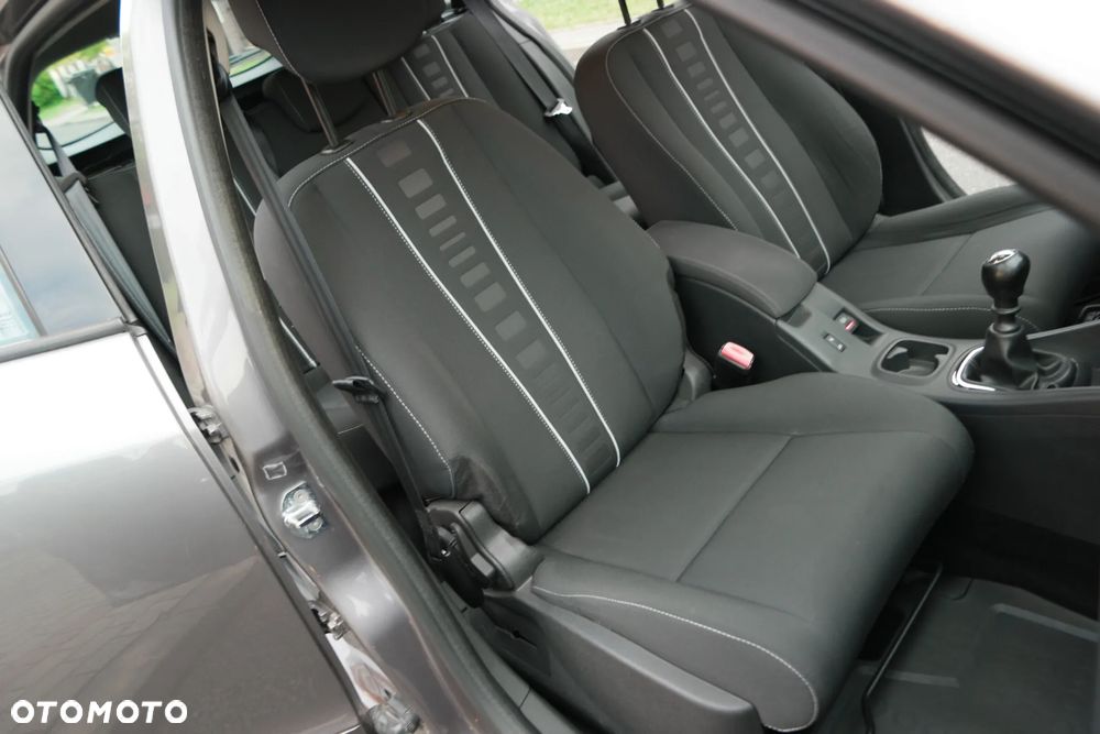 Renault Megane - 24