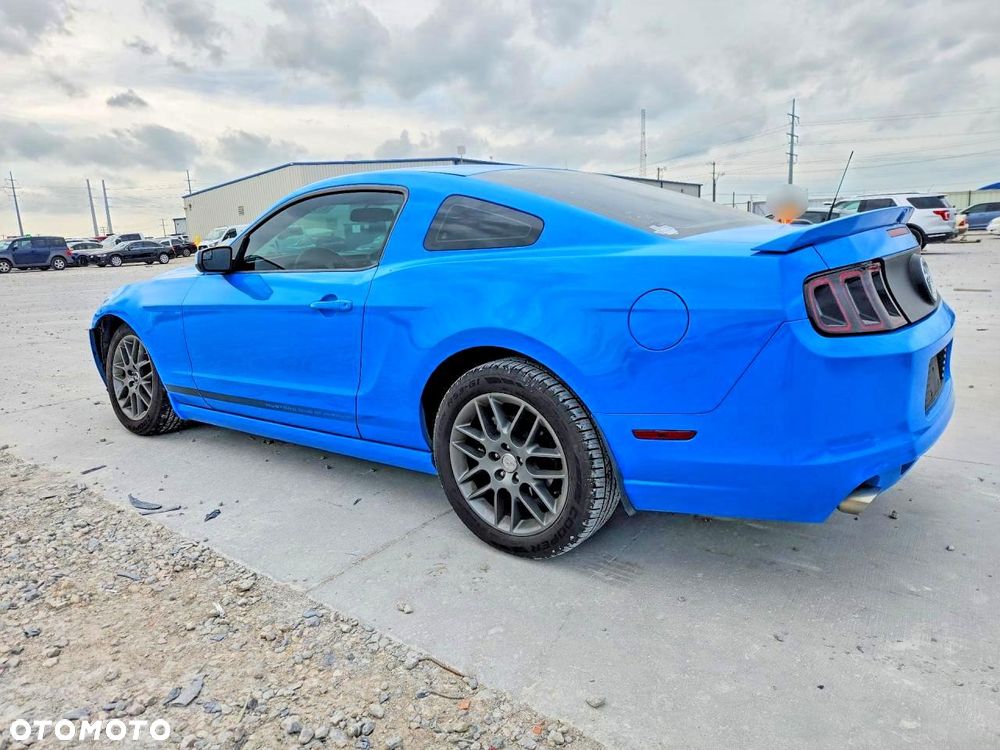 Ford Mustang 3.7 V6 Premium - 2