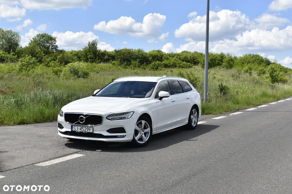Volvo V90 D4 Momentum Pro - 3