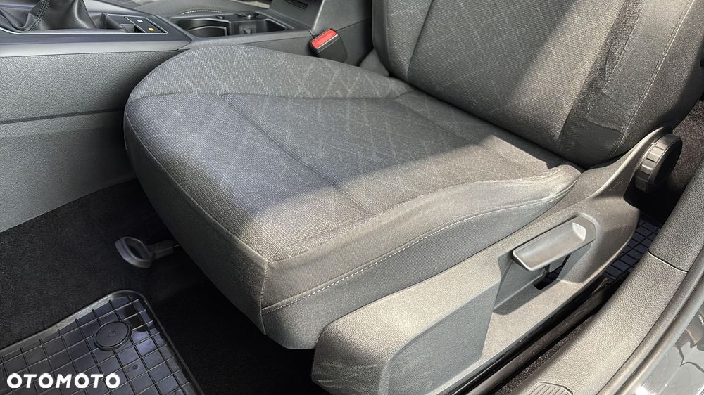 Volkswagen Golf VIII 2.0 TDI Life - 12