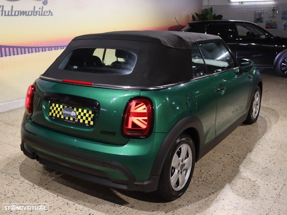 MINI Cabrio Cooper Premium Classic Auto - 28