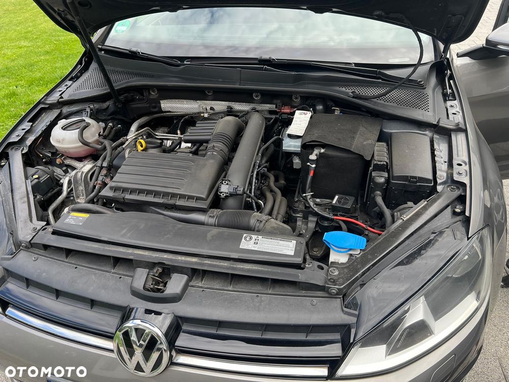 Volkswagen Golf 1.2 TSI BMT Start - 8