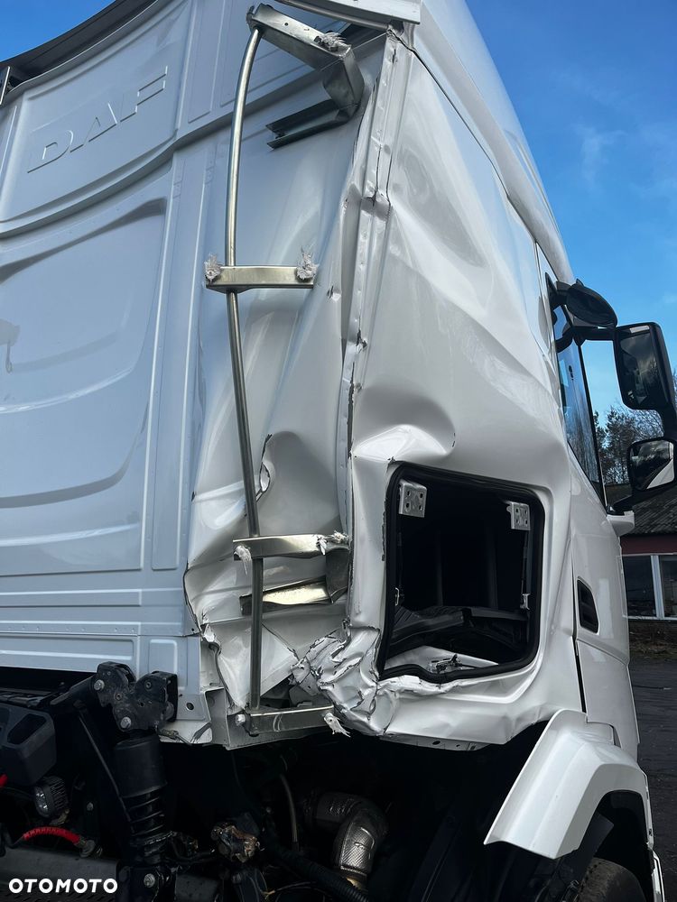DAF XG - 15