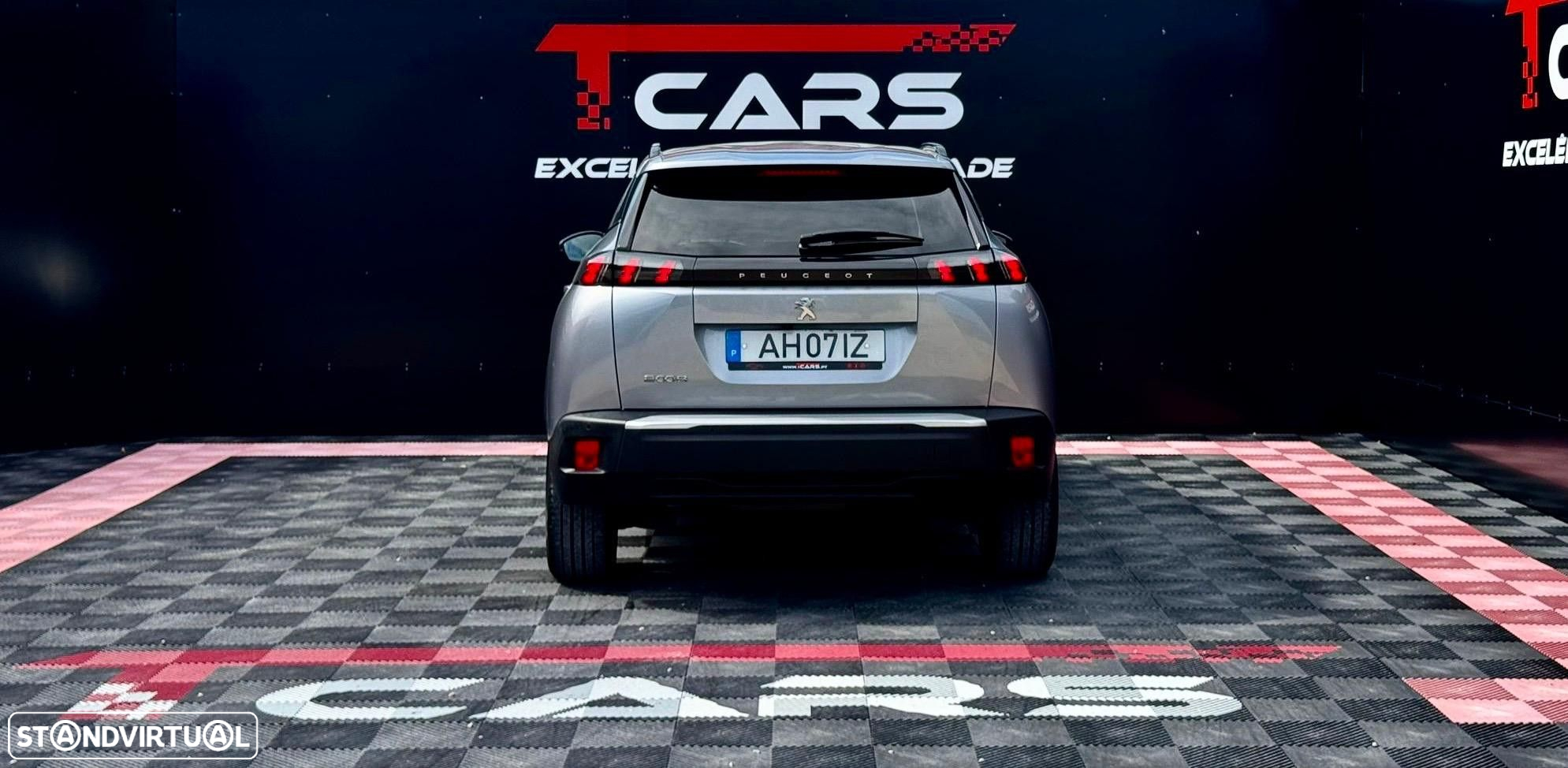 Peugeot 2008 1.2 PureTech Allure - 5