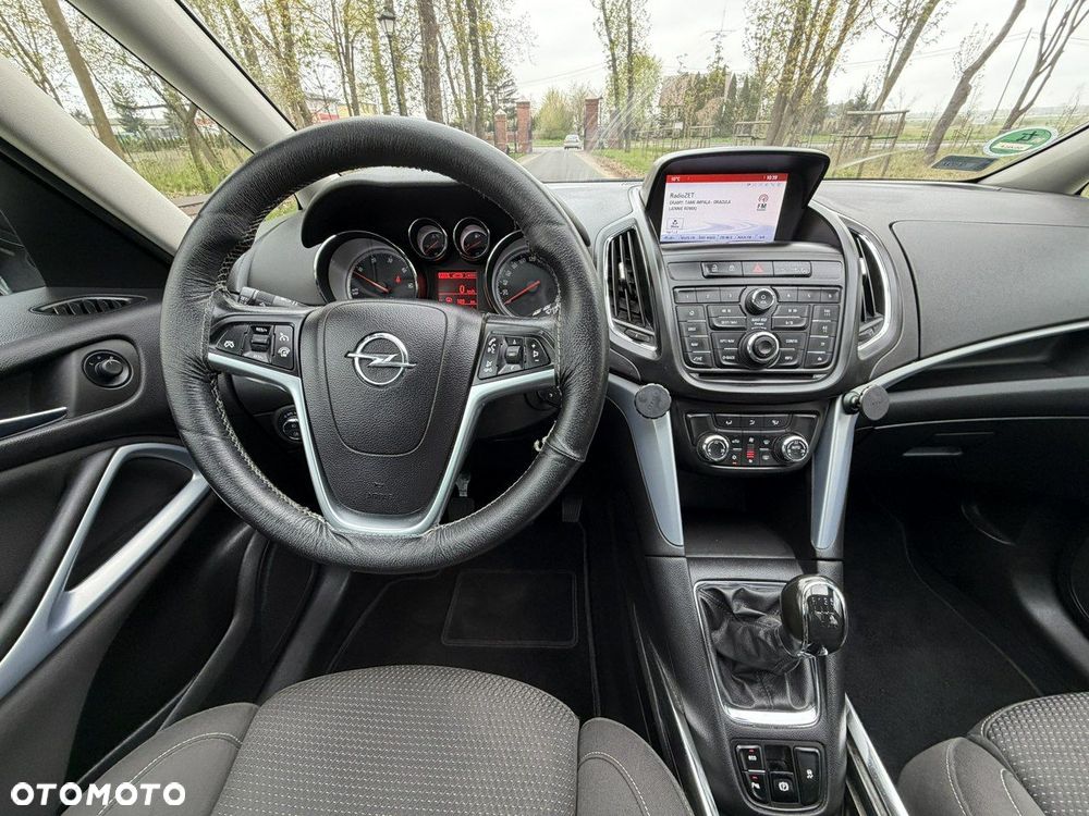 Opel Zafira - 33