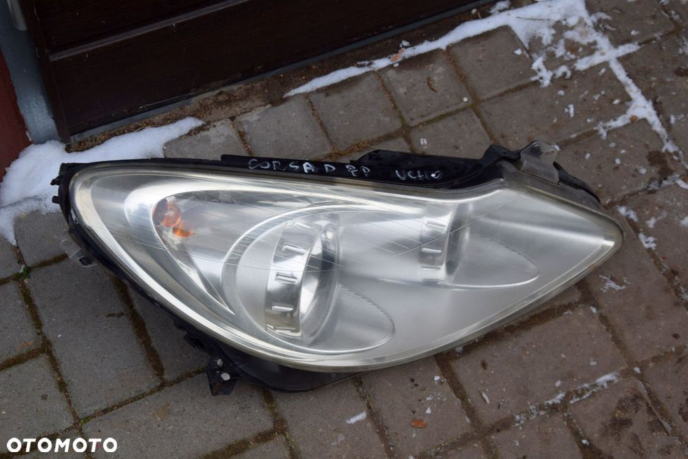Opel Corsa D Lampa przednia prawa prawy przód UK ładna 13186384 - 4
