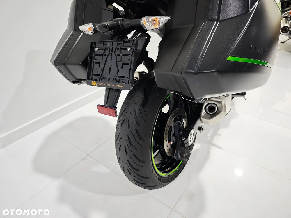Kawasaki Ninja 1000 SX - 12