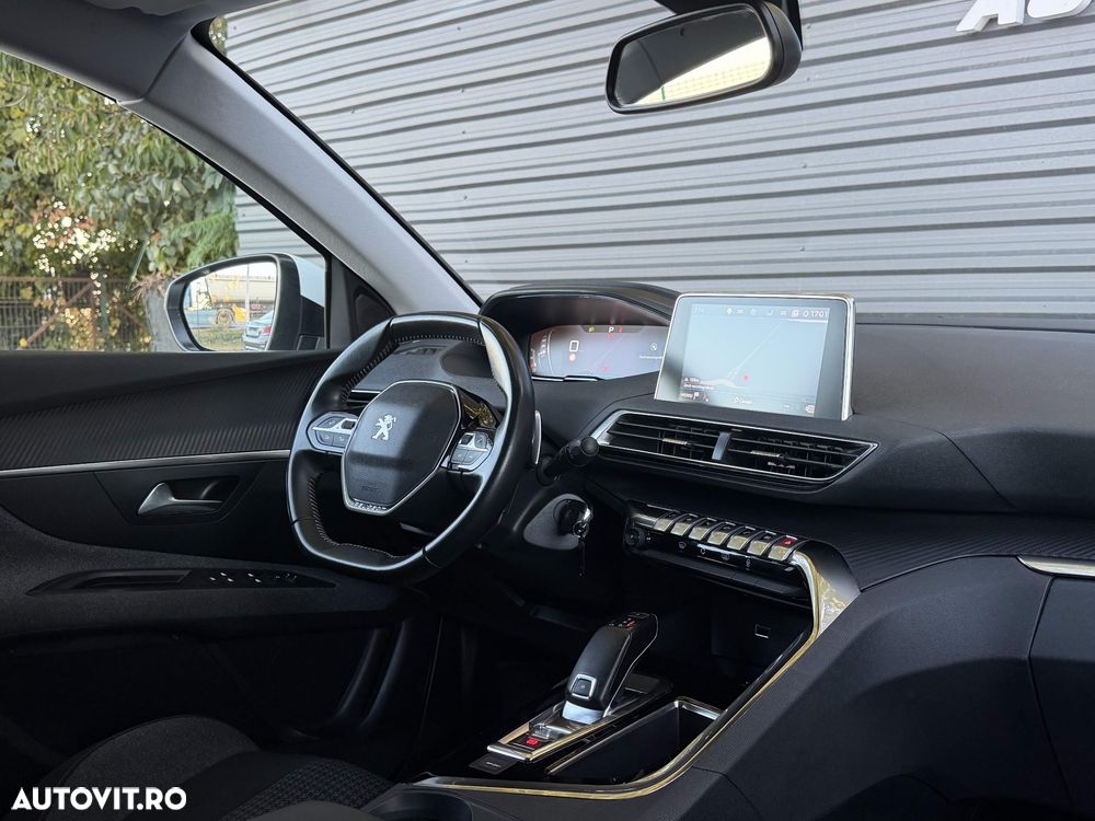 Peugeot 3008 BlueHDi 130 Stop & Start EAT8 Active - 8
