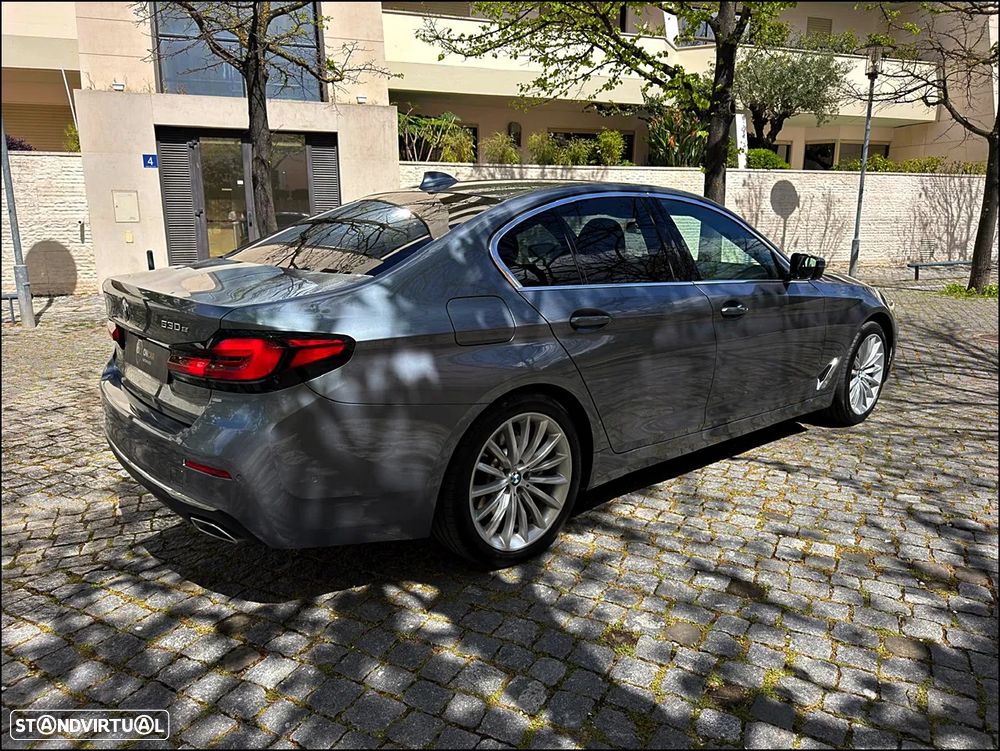BMW 530 e Line Luxury - 2