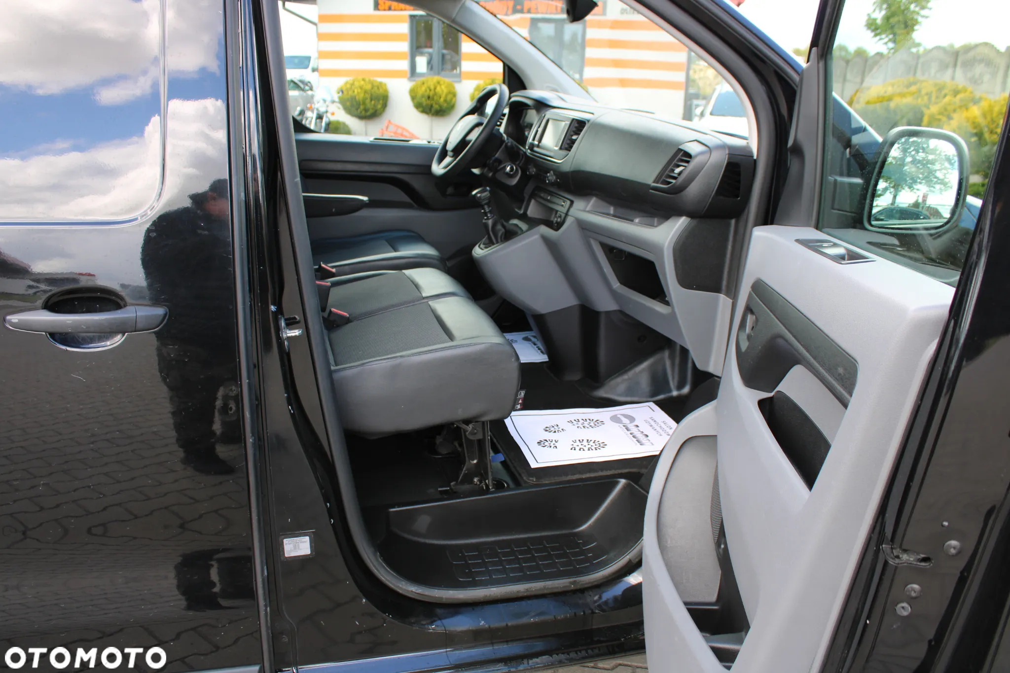 Peugeot Expert III - 25