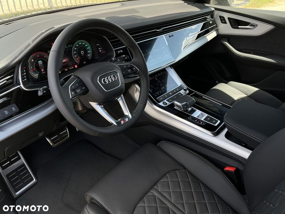Audi Q8 - 26