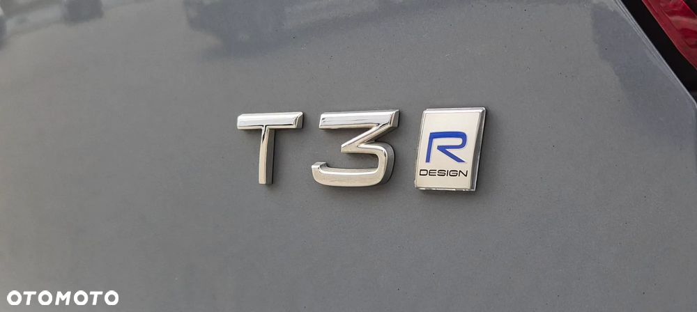 Volvo XC 40 T3 R-Design - 26