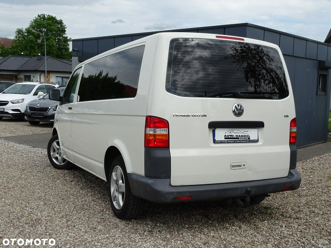 Volkswagen Transporter - 2