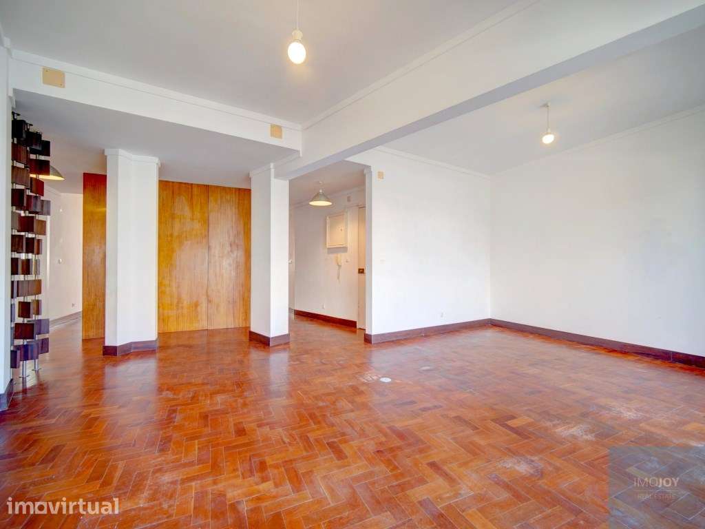 Apartamento T2+1 Remodelado na Cruz Quebrada - Grande imagem: 3/39