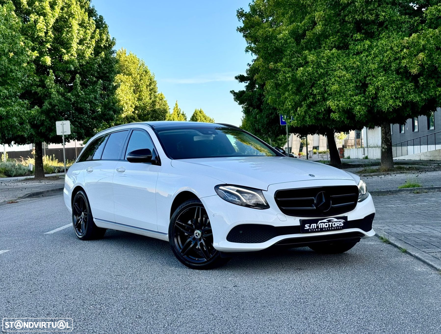 Mercedes-Benz E 220 d Avantgarde+ - 12