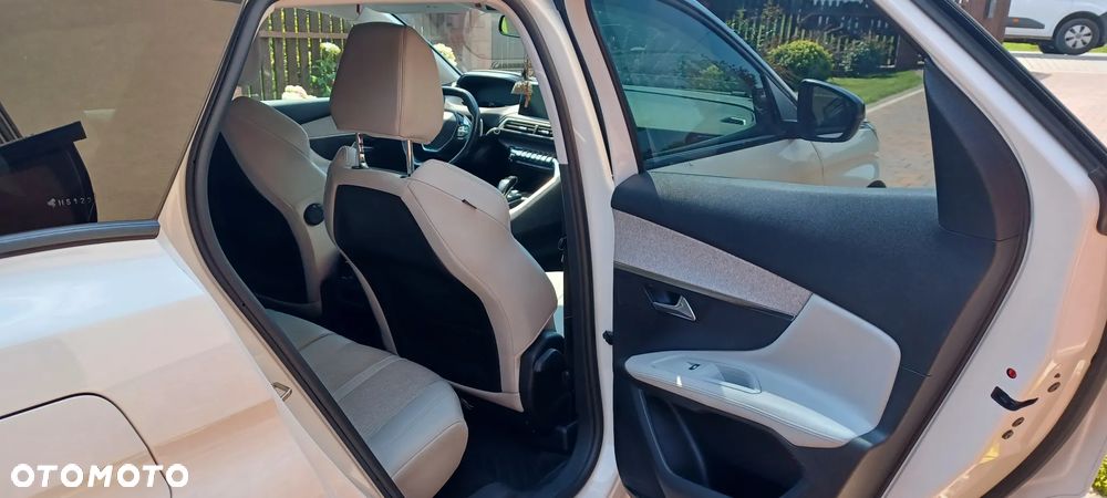 Peugeot 3008 PureTech 130 Stop & Start EAT6 Allure - 9
