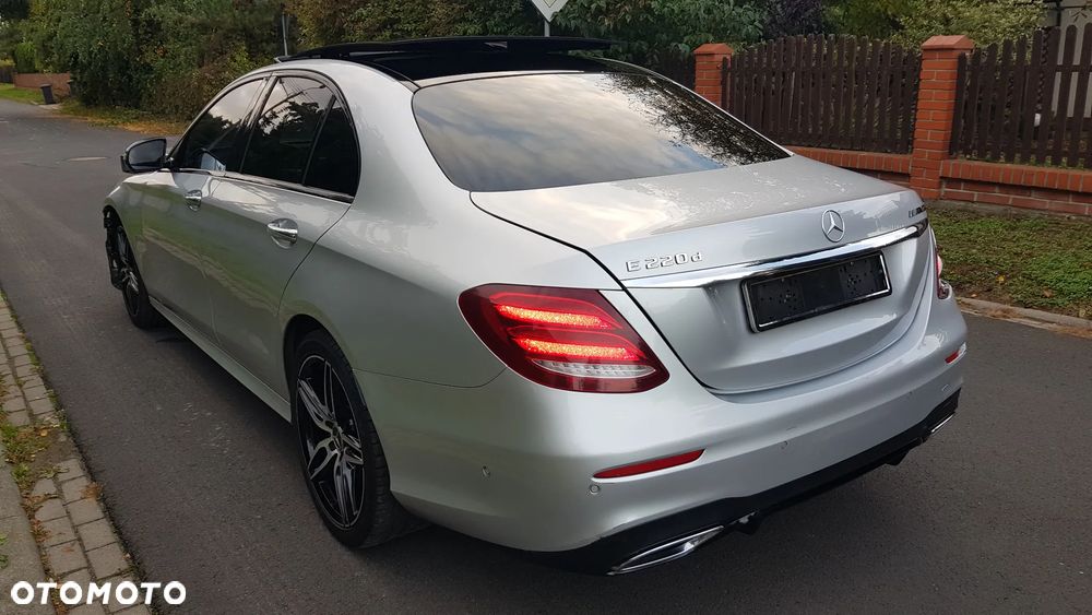 Mercedes-Benz Klasa E 220 d AMG - 39