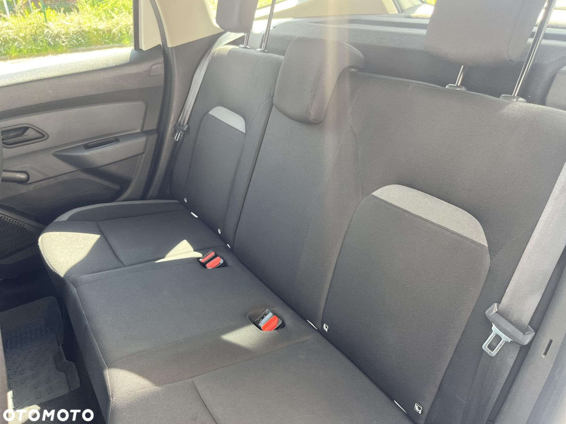 Dacia Duster 1.0 TCe Essential - 16