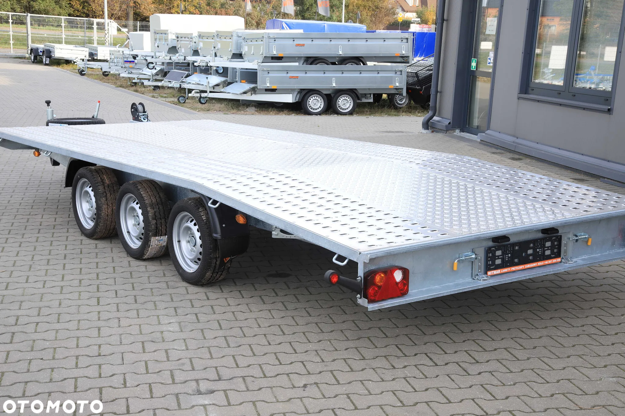 Niewiadów Jupiter 5x2.1+alu ryfel 3 osie DMC 3500 kg Koła 195R13C - 3