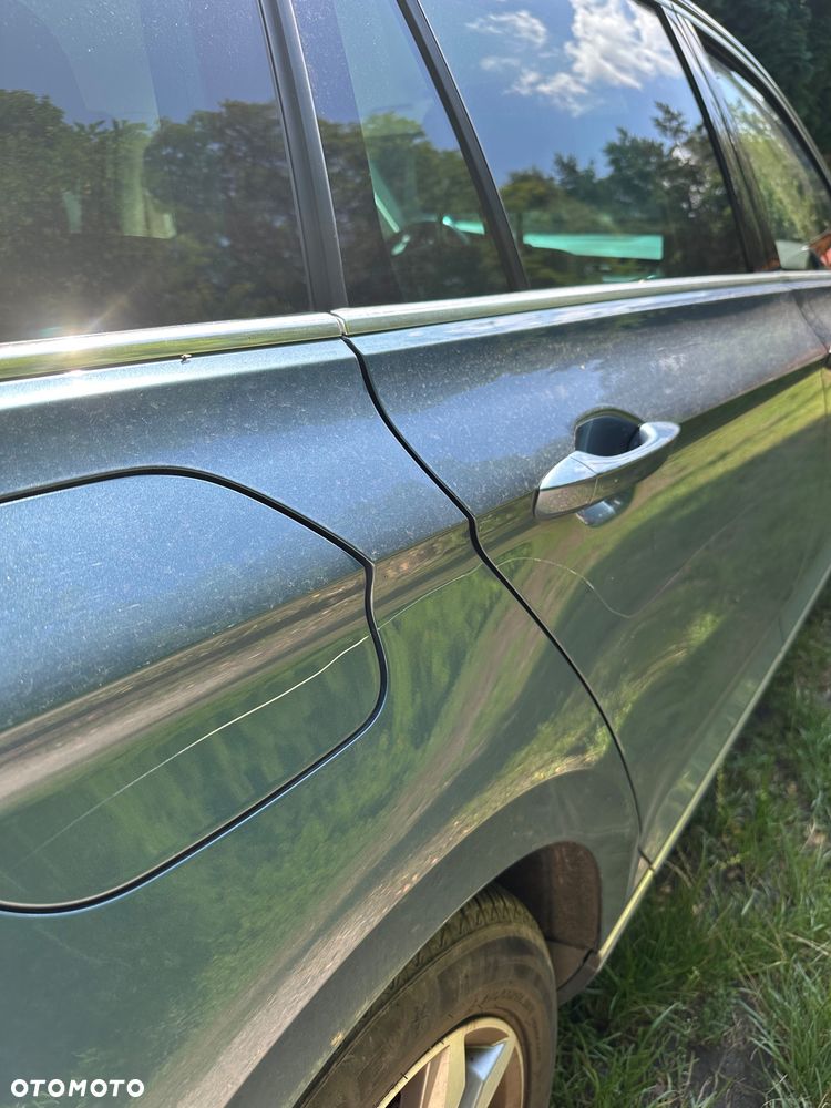 Volkswagen Passat 2.0 TDI SCR Highline - 3