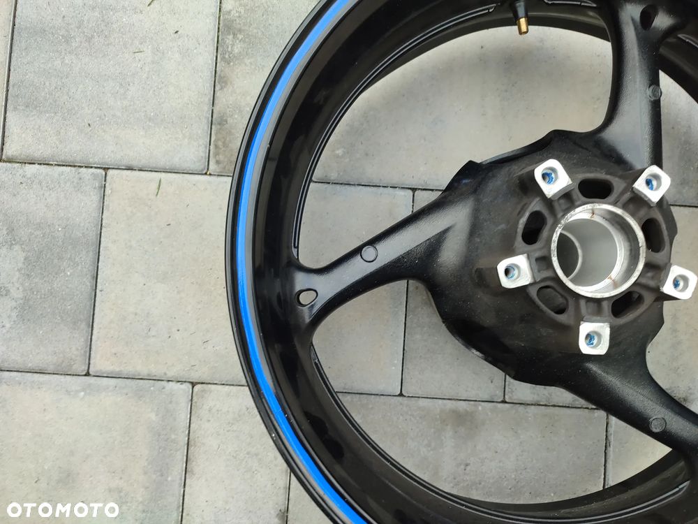 Felga tył Suzuki GSXR 600 750 - 10