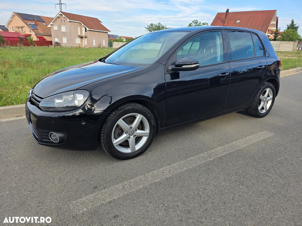 Volkswagen Golf 1.4 TSI Exclusive - 3